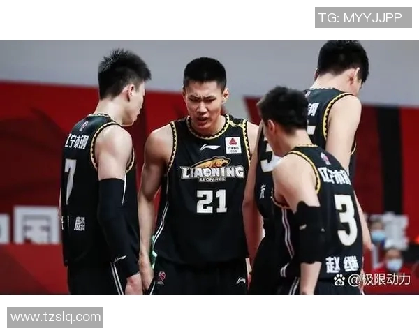 辽宁男篮与广东男篮激战不止，双方都力争晋级总决赛！