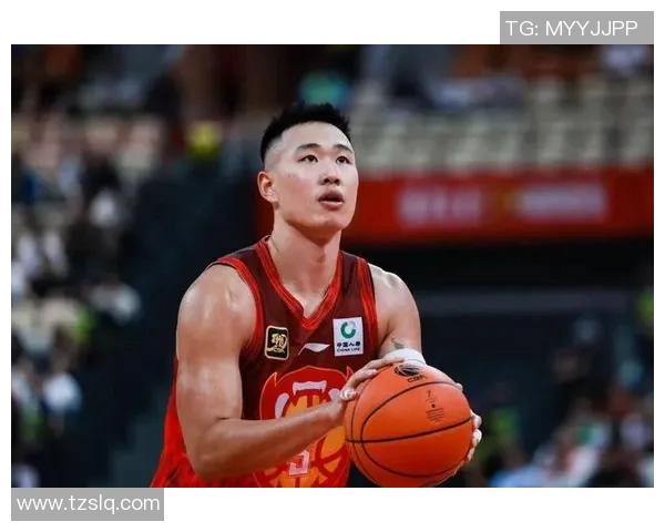 贺希宁：从篮球新星到职业生涯的辉煌转折点探索