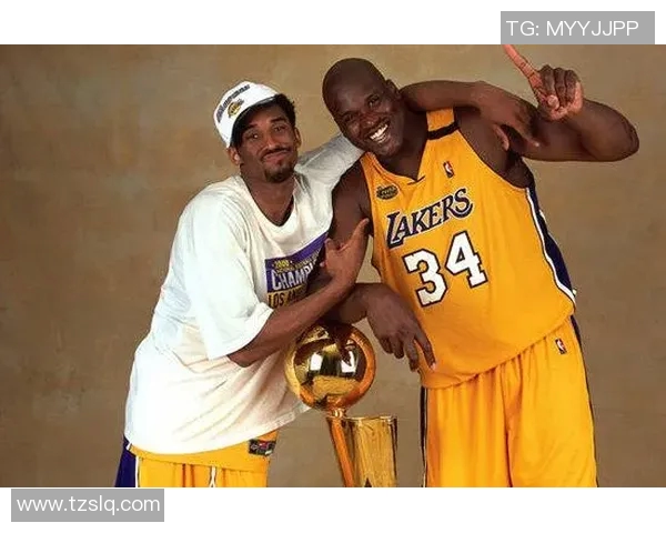 热火与魔术历史交锋战绩回顾及分析揭示双方对决的精彩瞬间与战术演变 热火与魔术历史交锋战绩回顾及分析揭示双方对决的精彩瞬间与战术演变